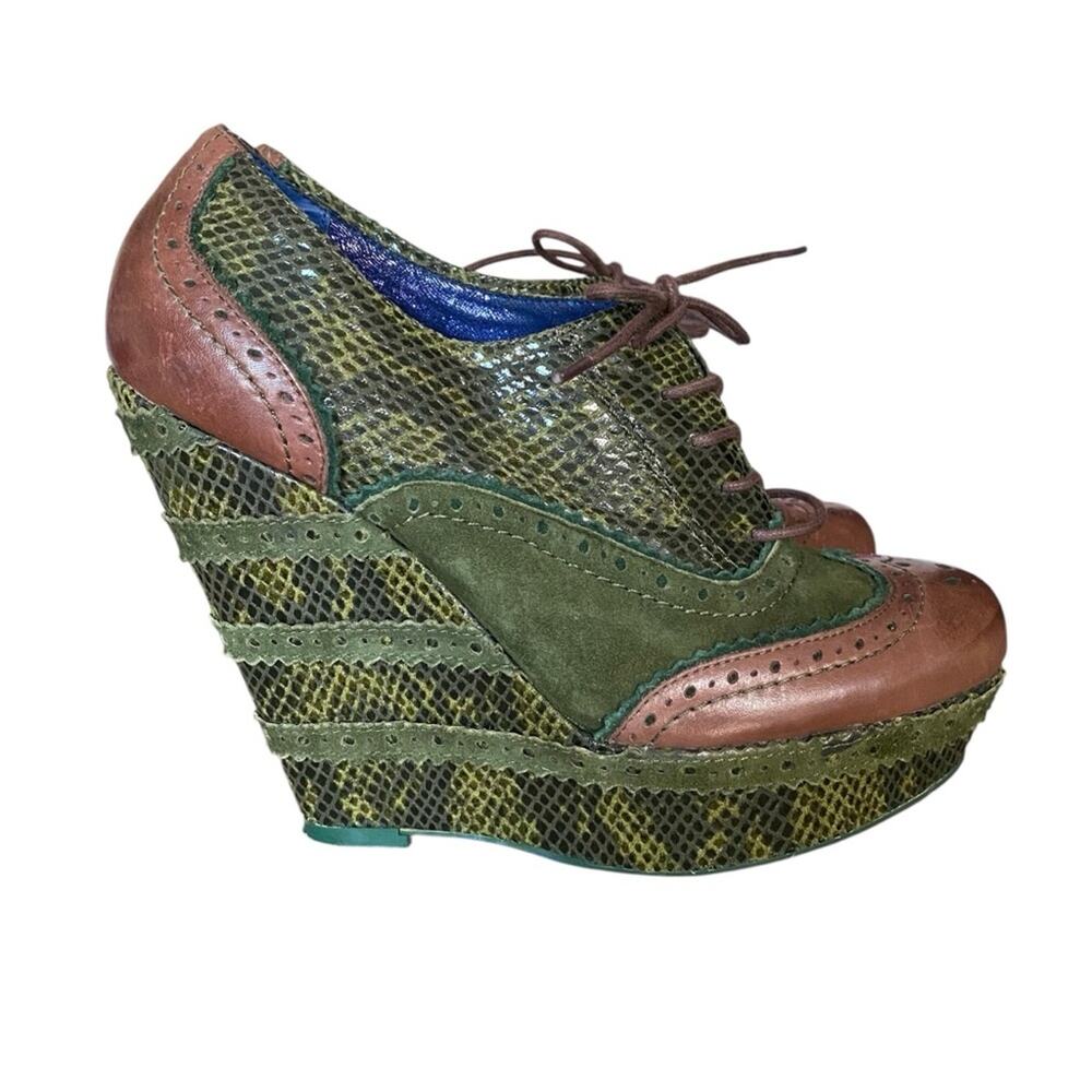 Poetic License Wild Safari Green Brown Leather Oxford Wedge Platform Heels 39